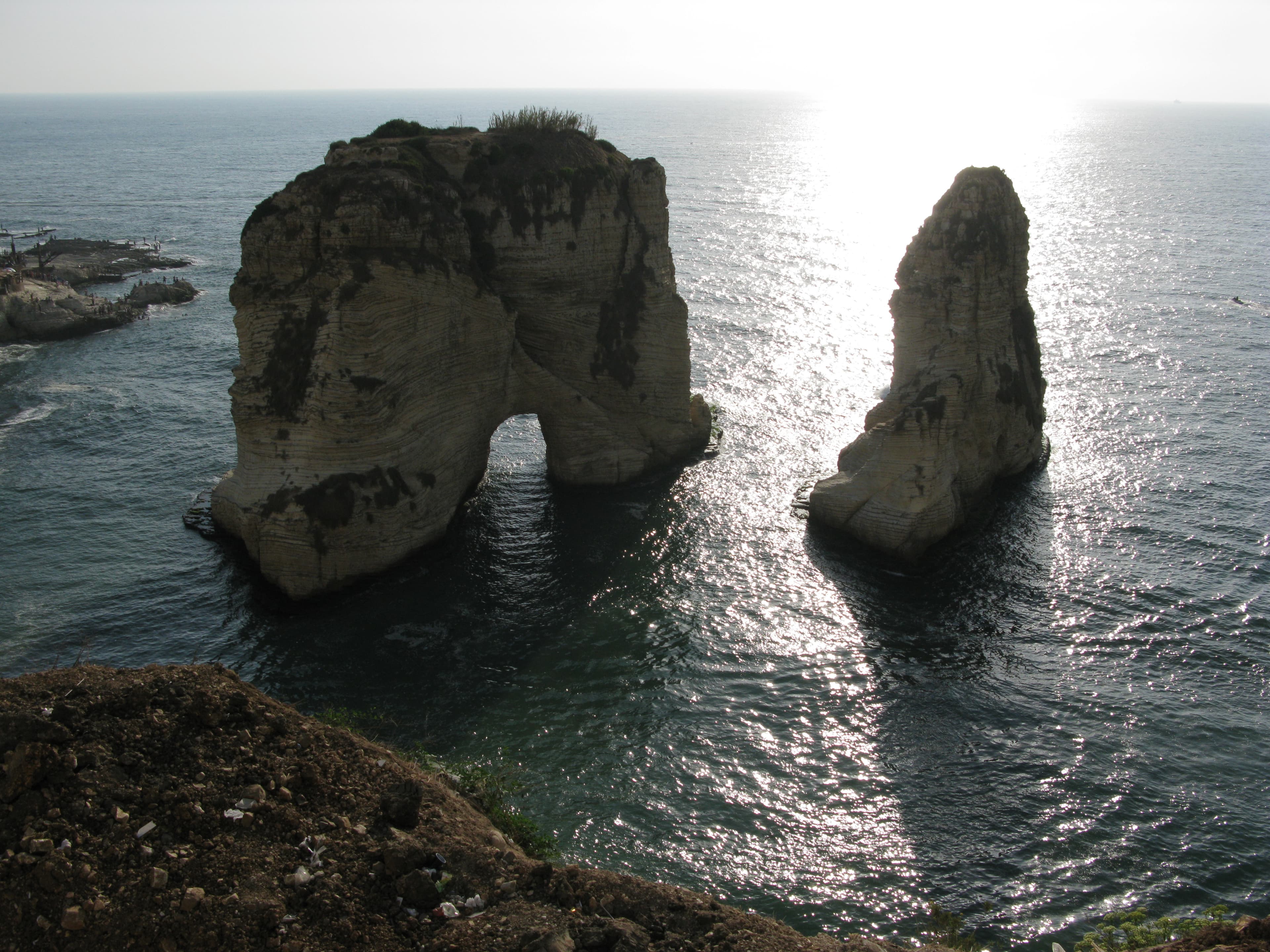 Rawshe Rock, Beirut — Direct Taxi Lebanon